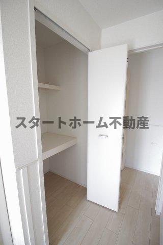 その他設備　玄関収納