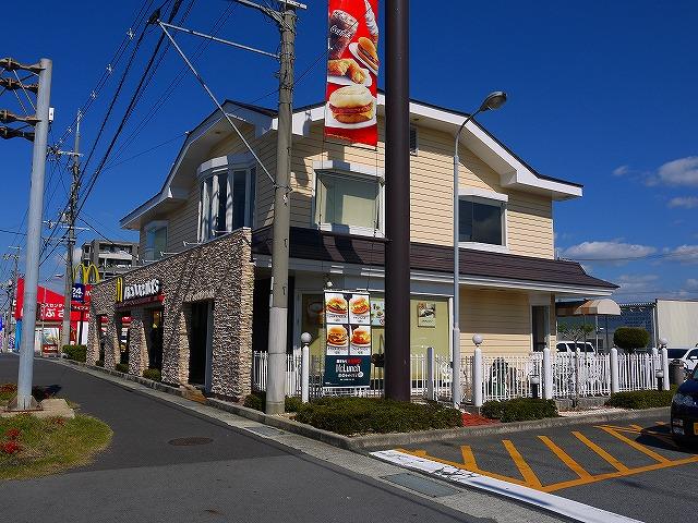 飲食店　マクドナルド　田原本店（飲食店）まで543m