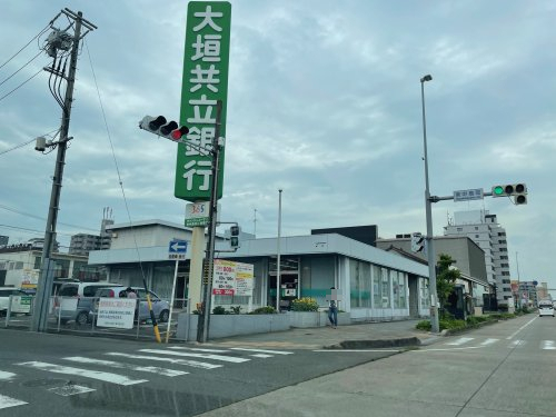 銀行　大垣共立銀行東中島支店（銀行）まで803m