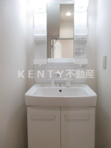 洗面設備　忙しい朝には欠かせない洗面所です