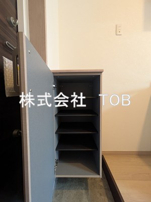 玄関　シューズボックス