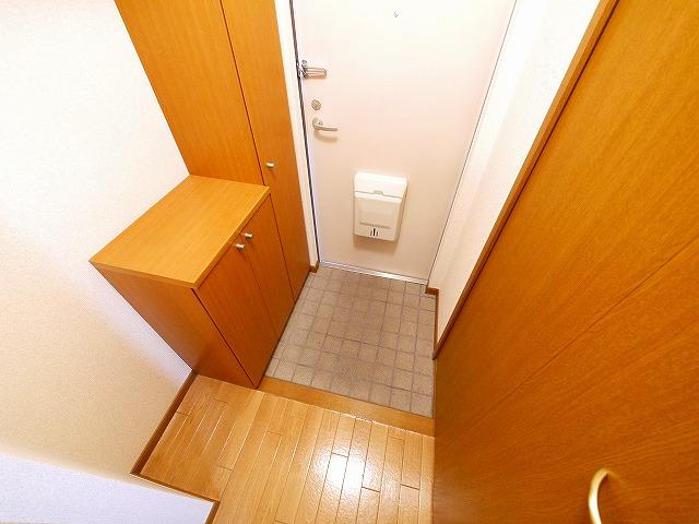 玄関　シンプルで使いやすい玄関です