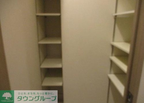 玄関　シューズインクロゼット