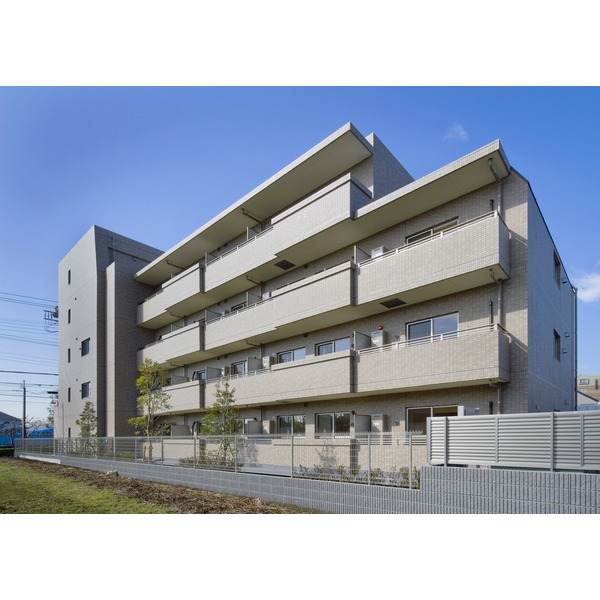建物外観　免震マンション