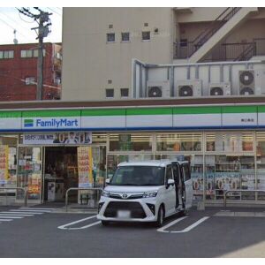 コンビニ　ファミリーマート南三条店（コンビニ）まで60m