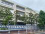 中学校　世田谷区立梅丘中学校（中学校）まで861m
