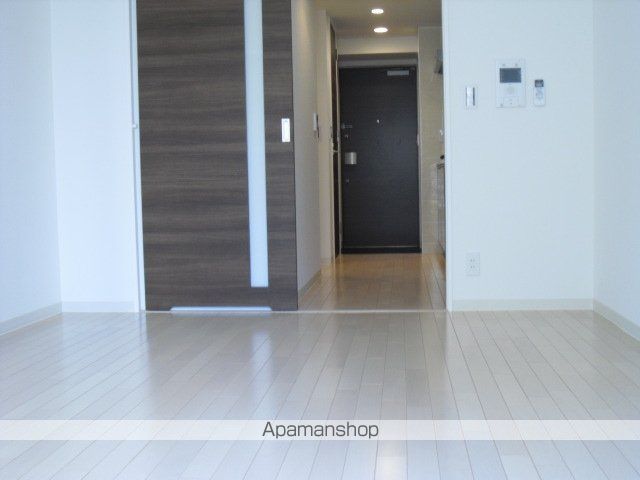 レジデンス大阪城前の居間写真