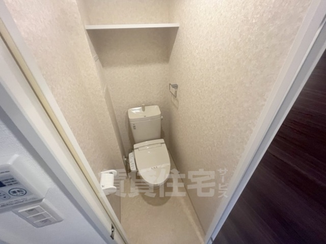 ラグゼ三国駅前のトイレ写真