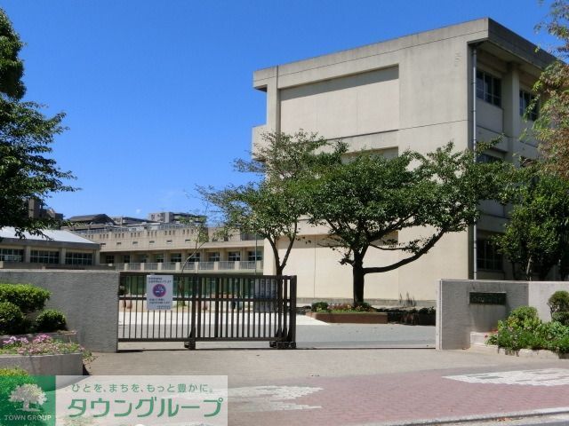 小学校　西の谷小学校（小学校）まで800m