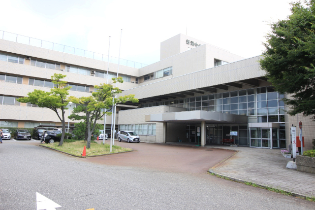 病院　医療法人仁愛会新潟中央病院（病院）まで962m
