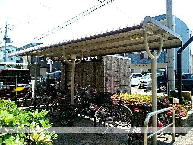 フローレンス岩田の外観写真