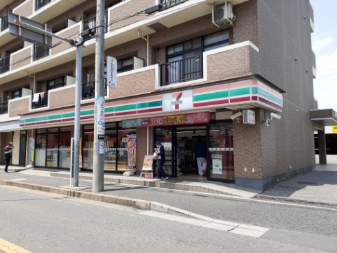 その他　セブンイレブン　船橋塚田駅前店（その他）まで350m