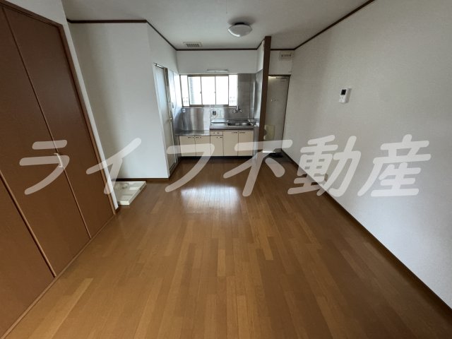 居室・リビング　ゆったりとした居間です