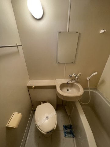 洗面設備　同仕様