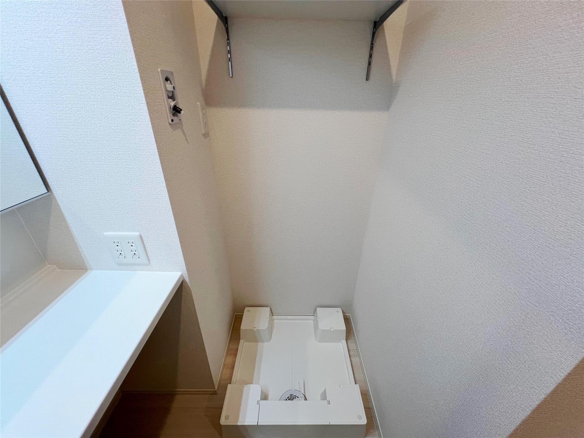 洗面設備　洗濯機置場