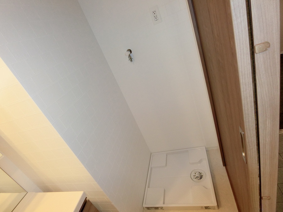 その他部屋・スペース　洗濯機置き場（反転）