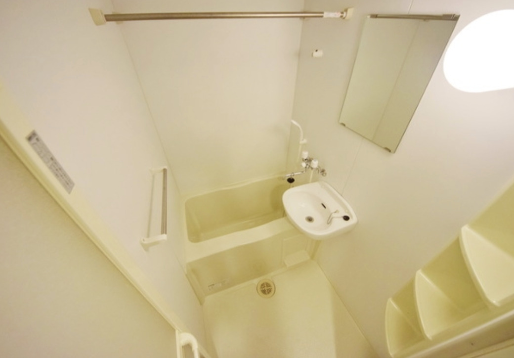 バス・シャワールーム　別部屋参考写真