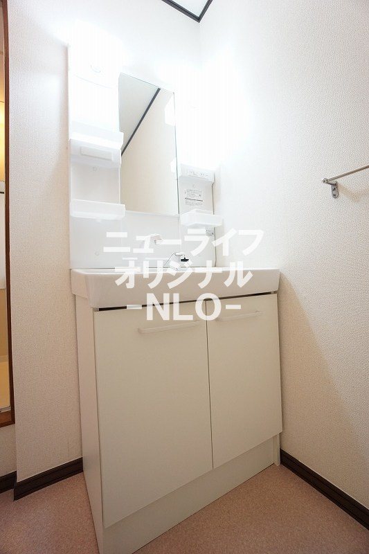 小田急小田原線 伊勢原駅 徒歩21分 2階建 築33年の内装写真