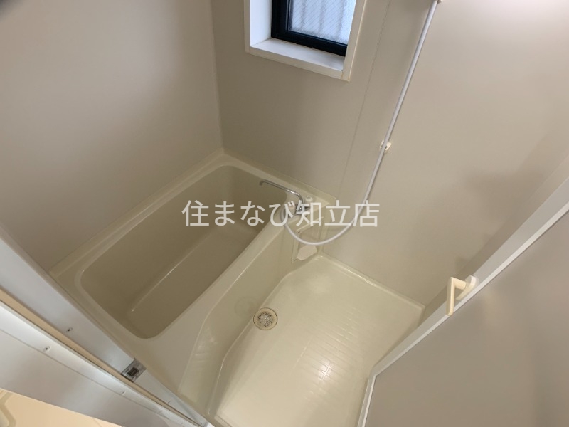 名鉄豊田線 上豊田駅 徒歩13分 3階建 築21年の風呂写真