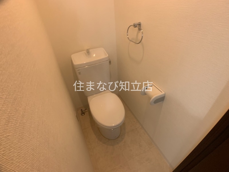 名鉄豊田線 上豊田駅 徒歩13分 3階建 築21年のトイレ写真
