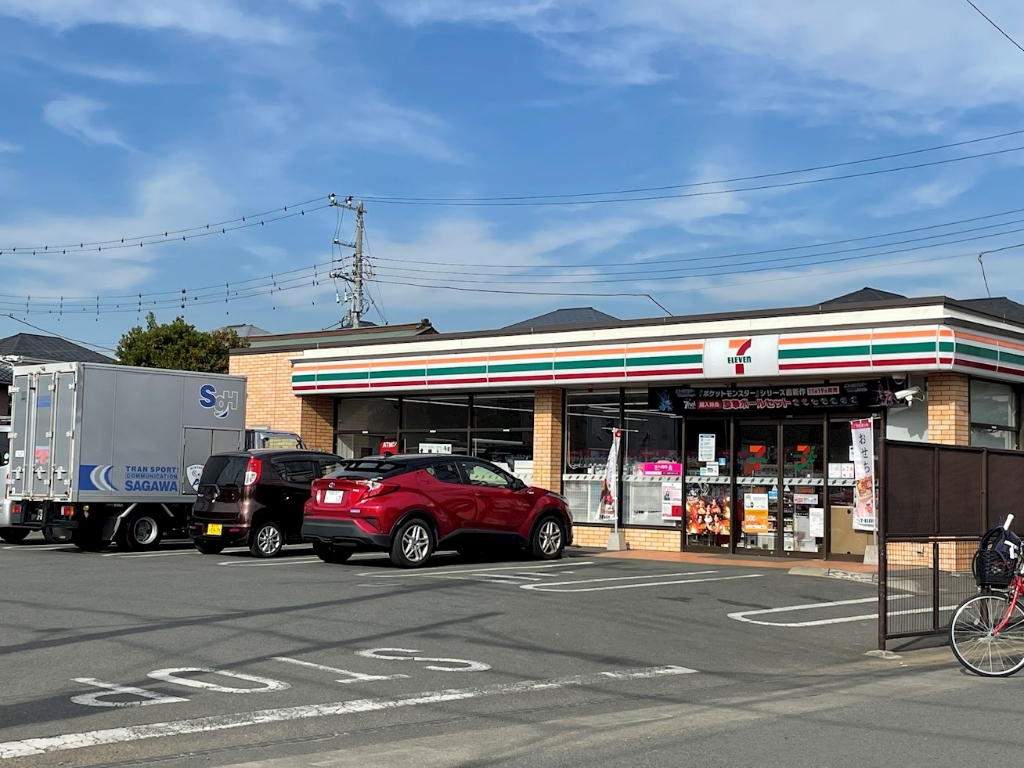 コンビニ　セブンイレブン 茅ケ崎十間坂店（コンビニ）まで78m