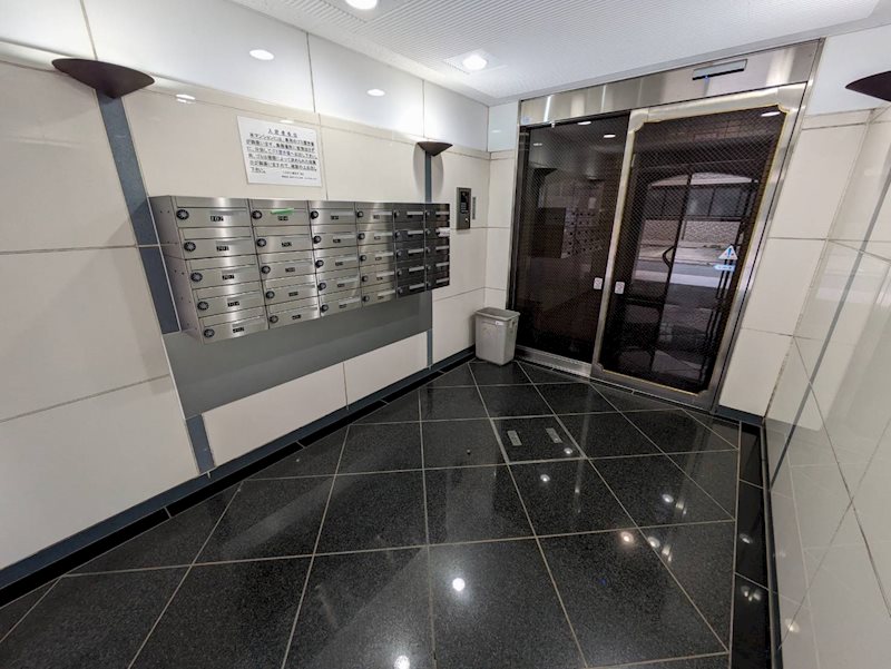 東急東横線 新丸子駅 徒歩7分 4階建 築37年の外観写真