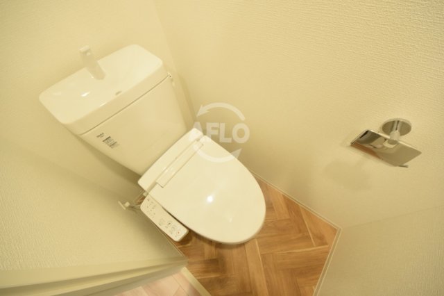 トイレ　ラシーヌ瓦屋町　トイレ