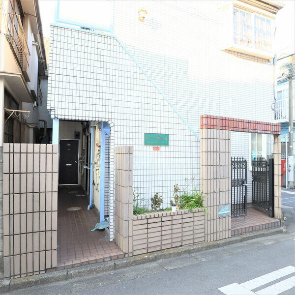 ＪＲ中央線 阿佐ケ谷駅 徒歩8分 2階建 築38年の外観写真
