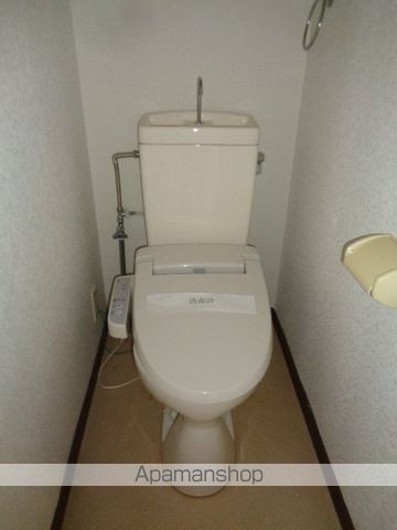 山形新幹線 山形駅 バス乗車時間：8分 最寄りバス停で下車 徒歩4分 3階建 築33年のトイレ写真