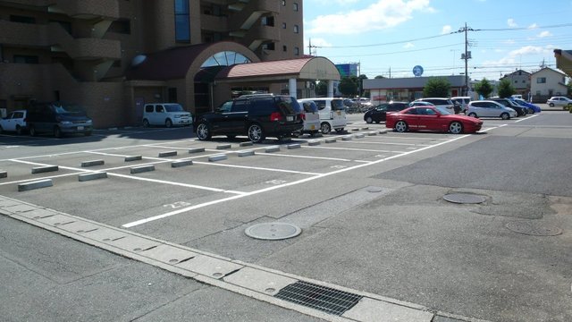 駐車場　敷地内駐車スペース