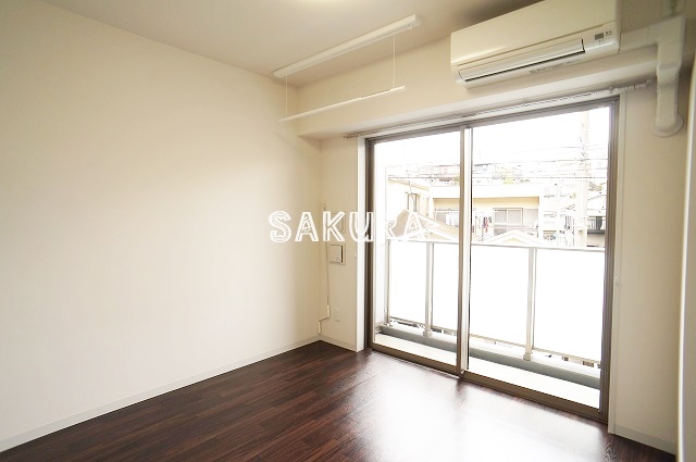 居室・リビング　開放感のあるゆったりとしたお部屋です♪