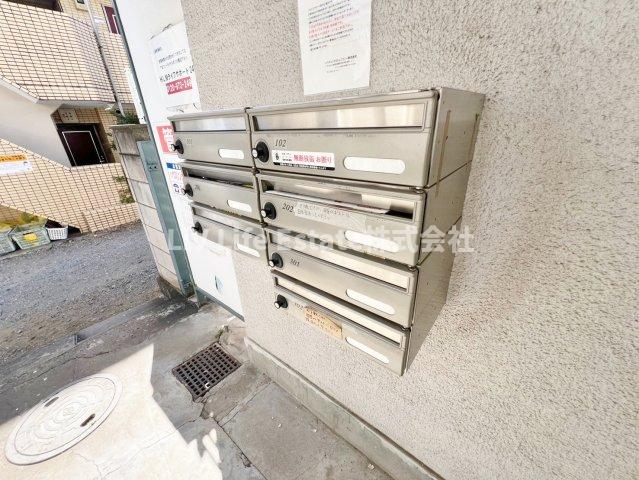 西武新宿線 田無駅 徒歩6分 3階建 築50年の外観写真