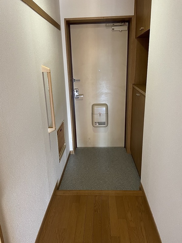 玄関　現況優先