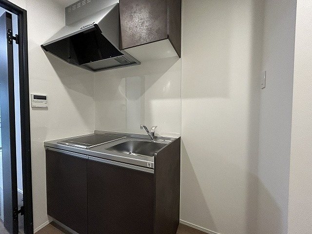 キッチン　同物件別部屋