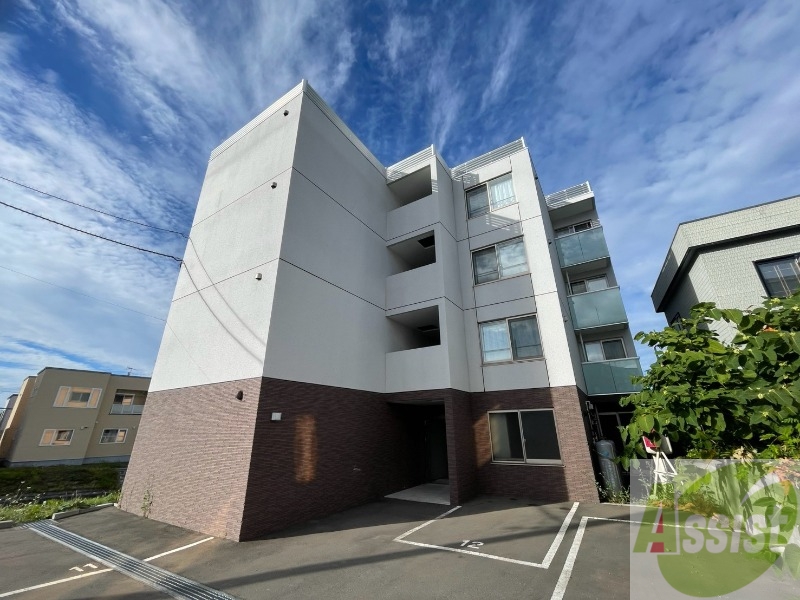 建物外観　札幌市西区宮の沢三「ベルフォレII」