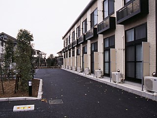 バルコニー　室外洗濯物干し場です。