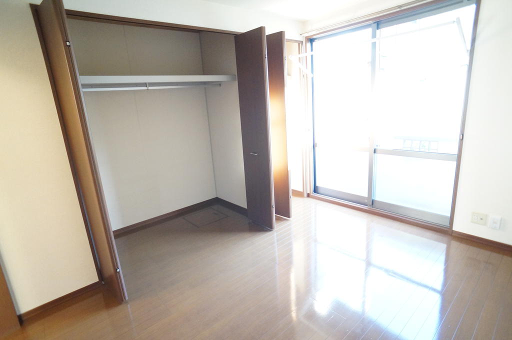 その他部屋・スペース　南側洋室