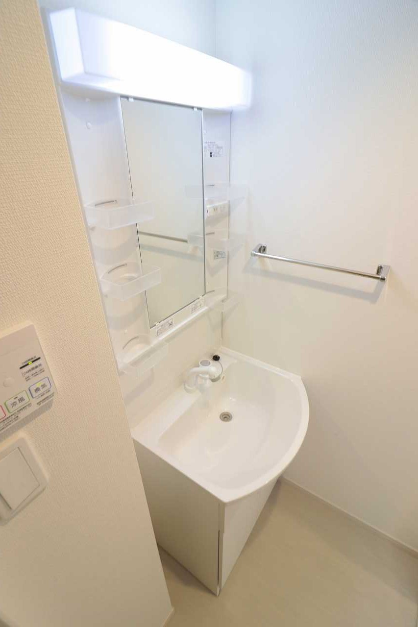 洗面設備　※同物件、別部屋になります。