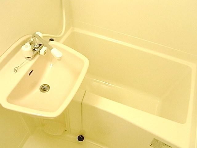 レオパレス光の杜の風呂写真