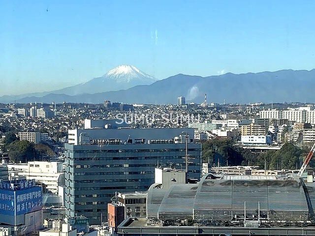 【ＴＨＥ　ＹＯＫＯＨＡＭＡ　ＦＲＯＮＴ　ＴＯＷＥＲの眺望】