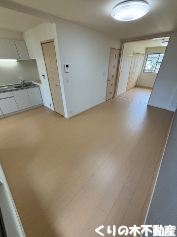 居室・リビング　同タイプのお部屋です（現況を優先します）