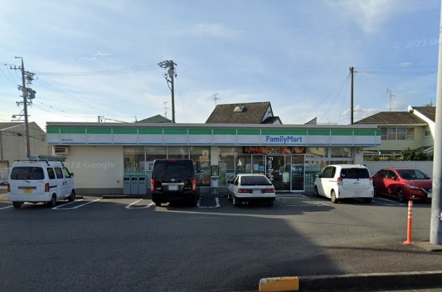 コンビニ　ファミリーマート　静岡古庄店（コンビニ）まで600m