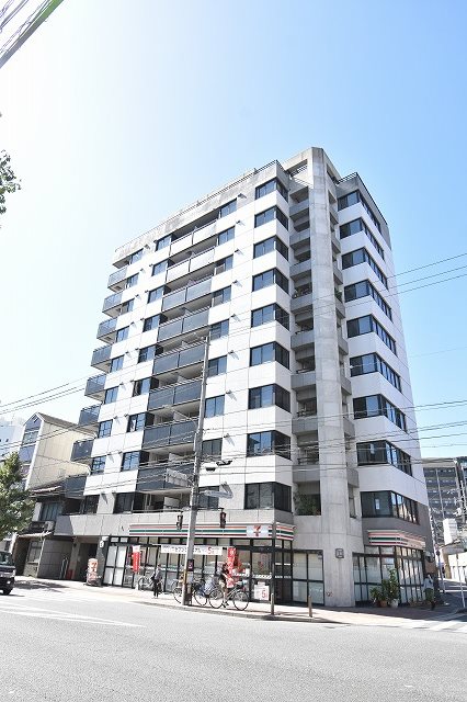 【京都市下京区清水町のマンションの建物外観】