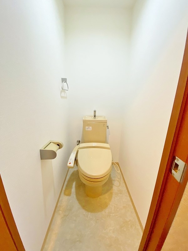 トイレ　★温水洗浄便座トイレ★