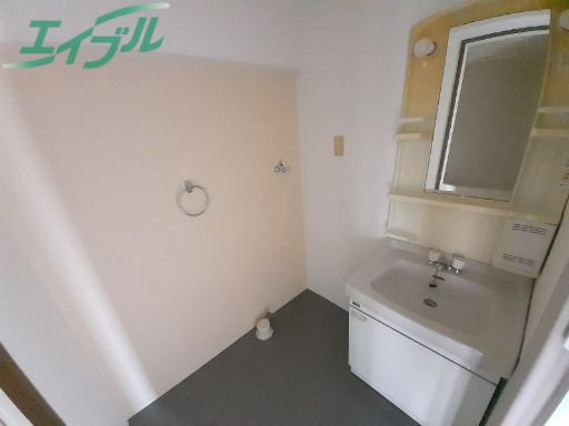 洗面設備　別部屋同型参照