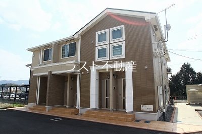 薩摩川内市宮崎町のアパートの建物外観