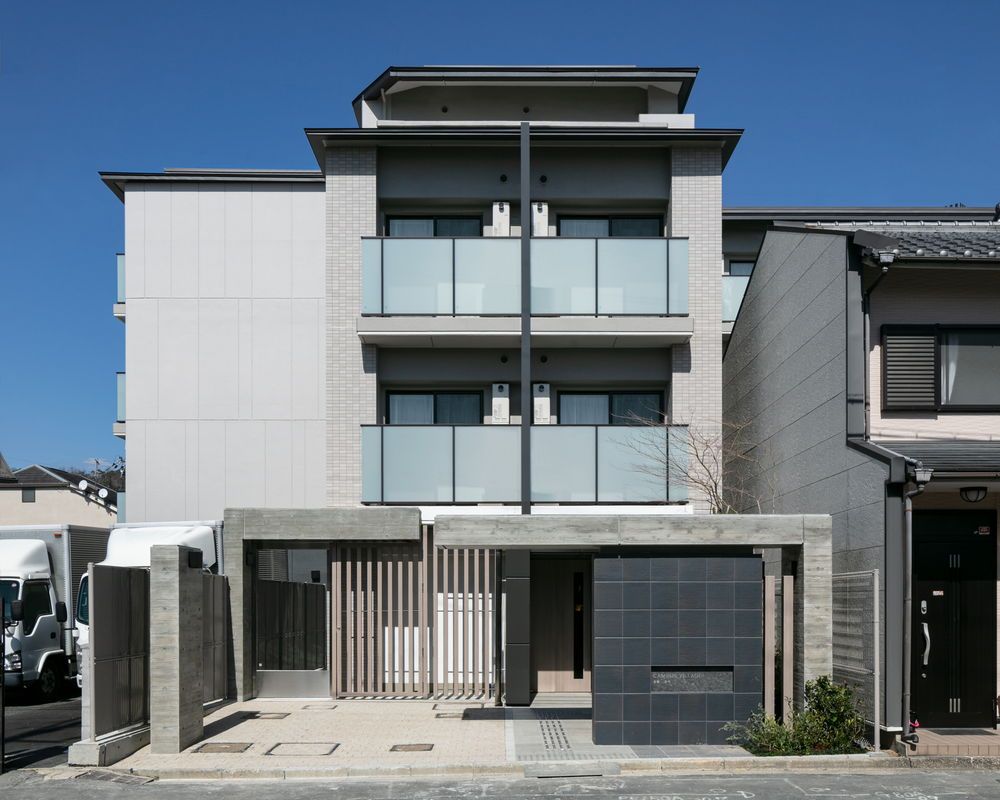 京都市左京区高野泉町のマンションの建物外観