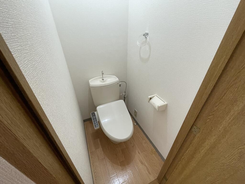 トイレ　トイレ