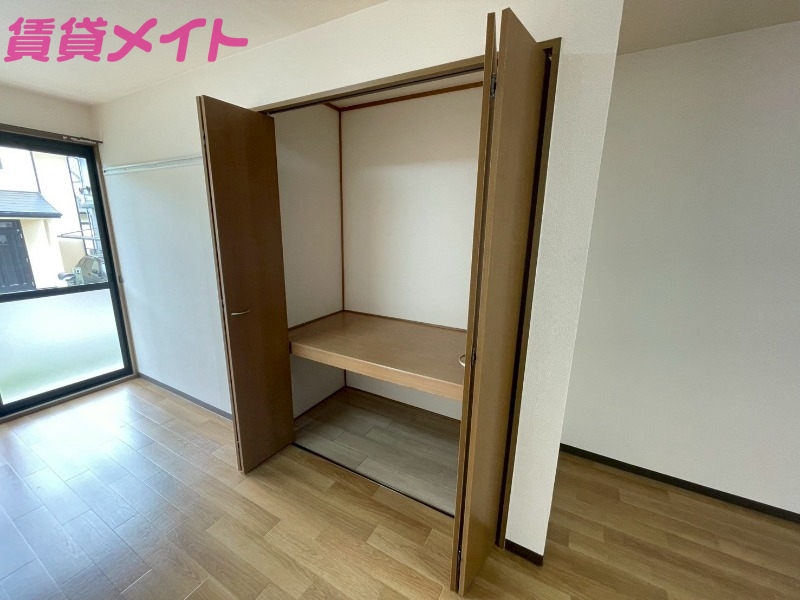 収納　別棟同型参考写真