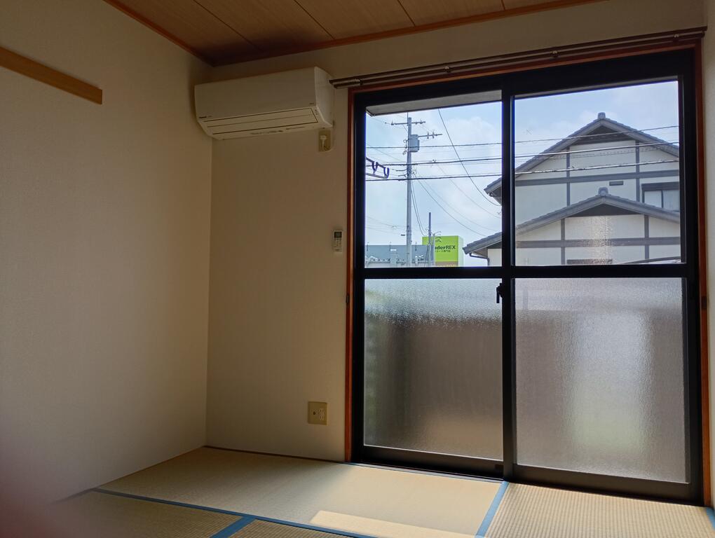 居室・リビング　明るく陽だまりができるリビングは家族が集まる場所に最適～★